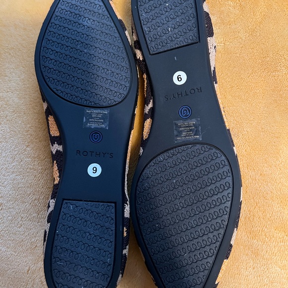 Rothy's big cat point shoes - Picture 2 of 2